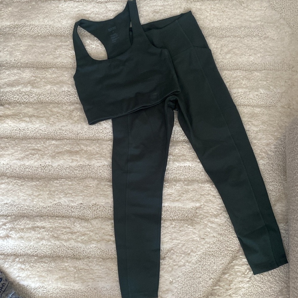 Girlfriend collective set, NWOT